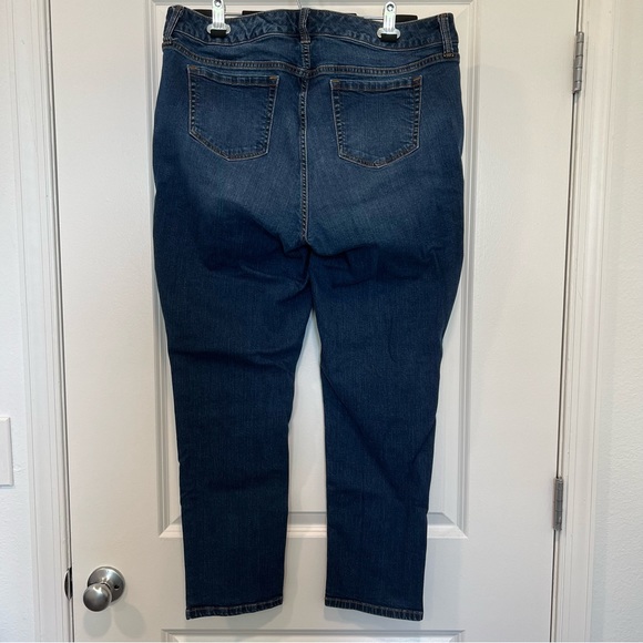 Torrid Straight Leg Medium Wash Jeans Size 16R - Picture 6 of 6